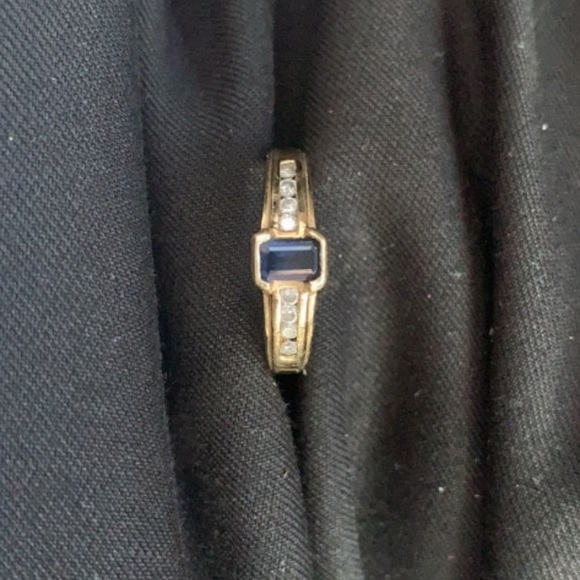 14kt solid gold ring size 6 - Picture 1 of 1